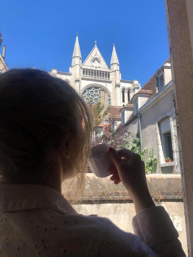 Cocon A Bulles Chic Vue Cathedrale Avec Spa-Jacuzzi Chartres Bagian luar foto