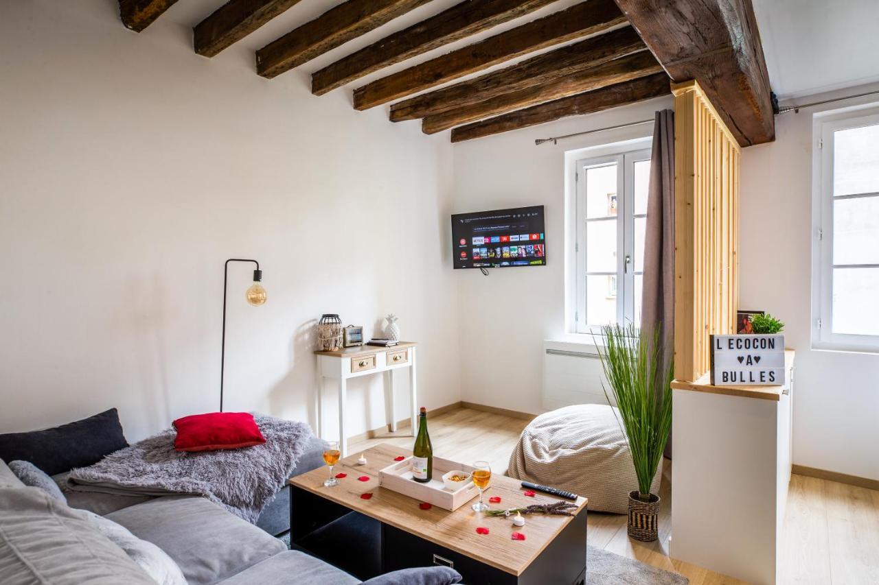 Cocon A Bulles Chic Vue Cathedrale Avec Spa-Jacuzzi Chartres Bagian luar foto