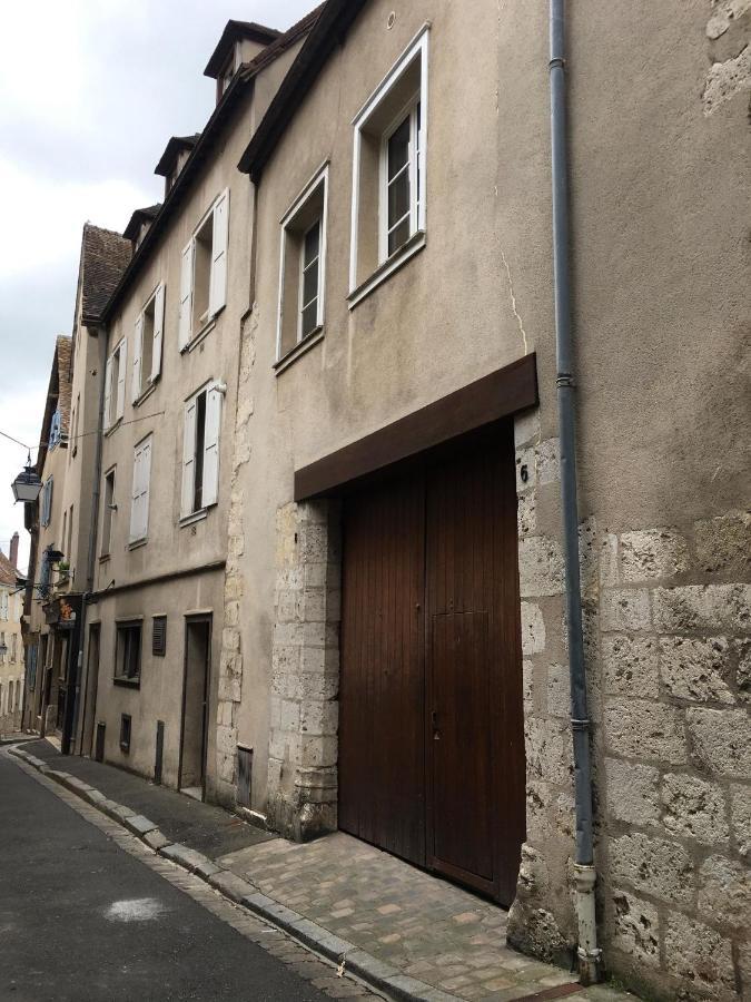 Cocon A Bulles Chic Vue Cathedrale Avec Spa-Jacuzzi Chartres Bagian luar foto